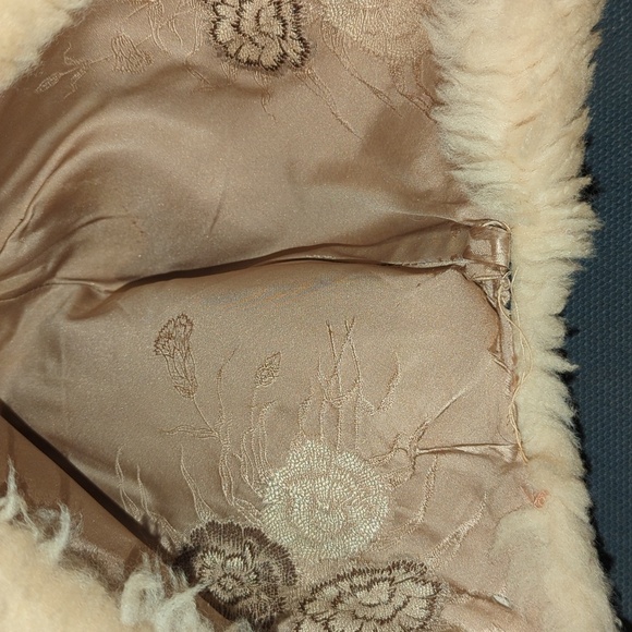 Vintage Sheepskin Hat - Picture 5 of 8